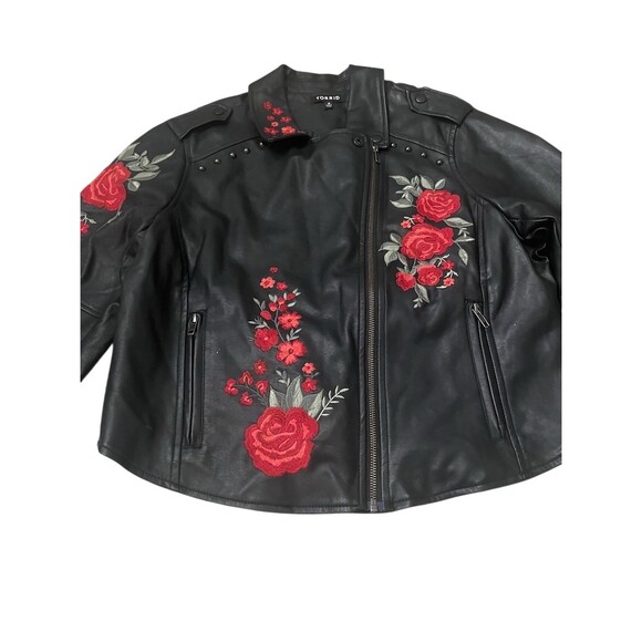 Torrid Moto Jacket Womens Size 0 Black Rose Floral Embroidered Studded Zip - Picture 3 of 12